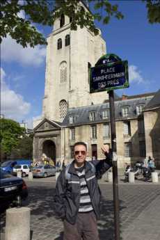 Plazoleta Saint-Germain-des-Prés con Sergio Ceballos